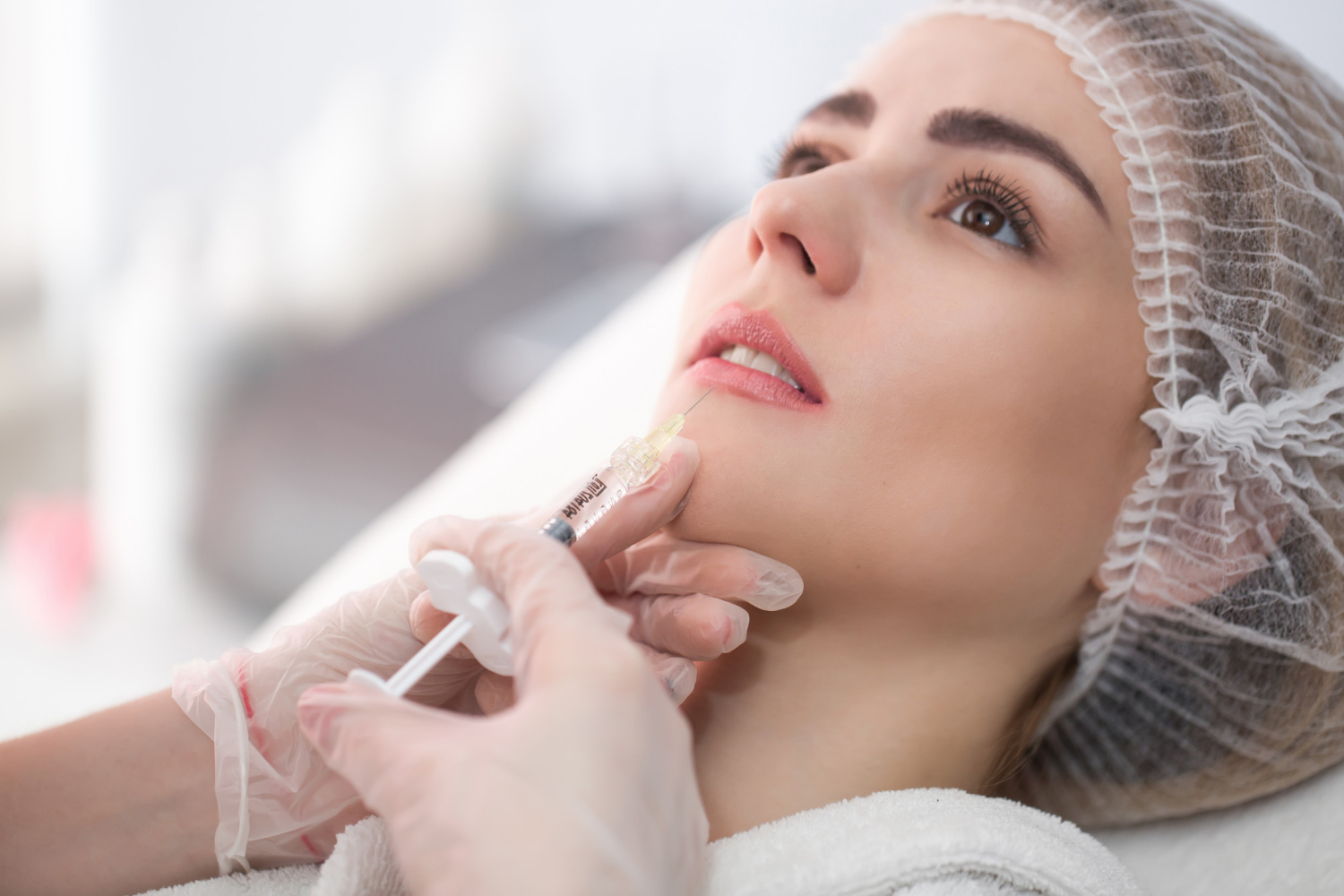 Complete Guide to Radiesse Filler: Benefits, Uses, and What to Expect